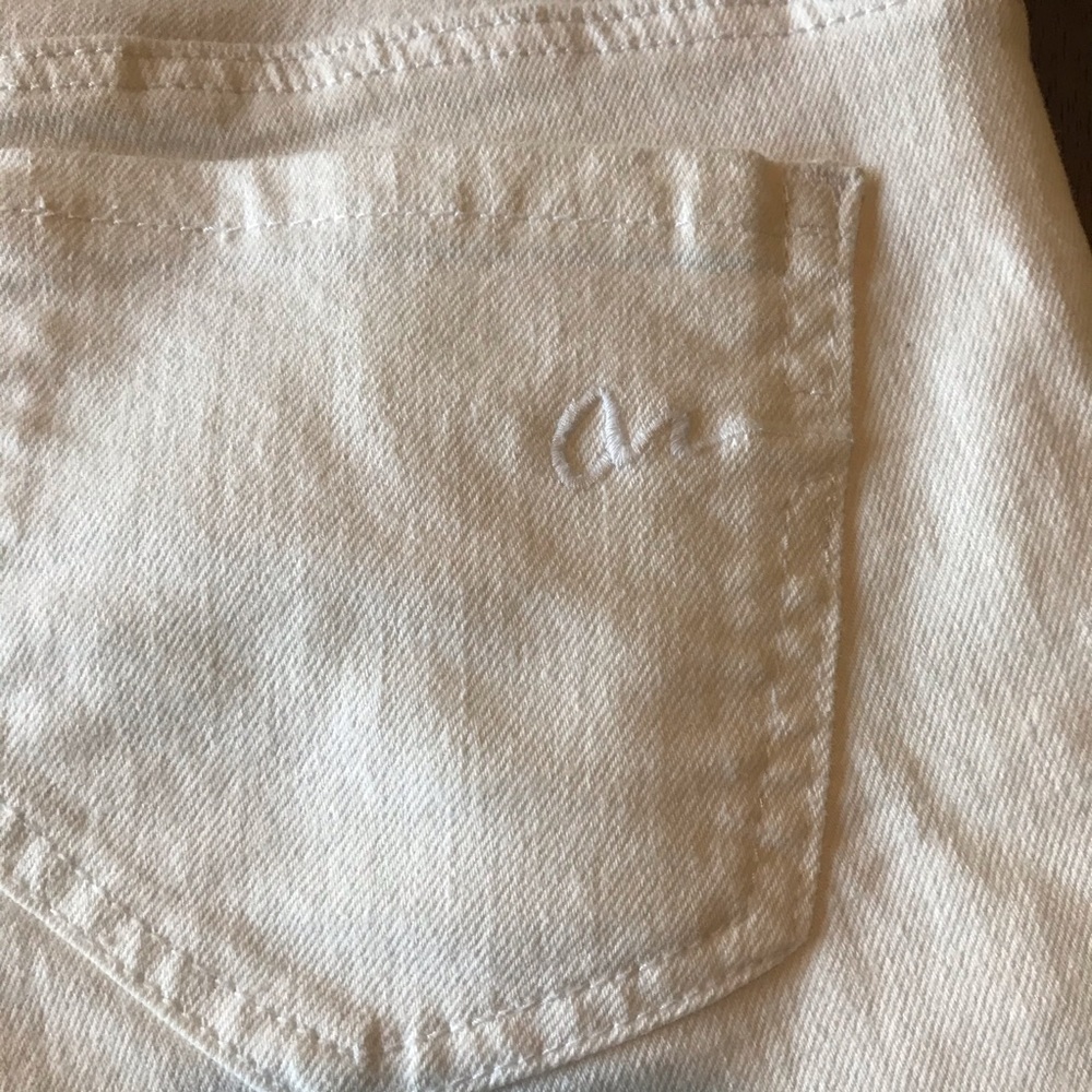 American Rag Shorts, 7 (juniors) - Picture 2 of 7